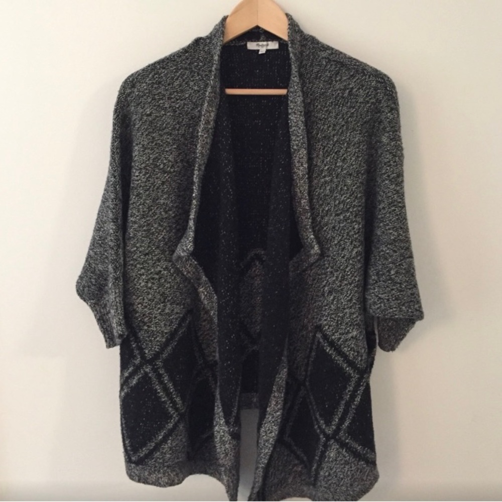 All angles cardigan